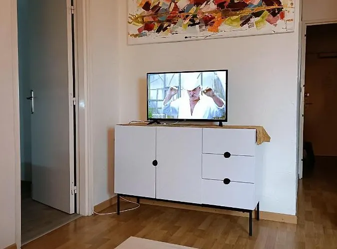 Sawaddee كليرمونت-فيراند